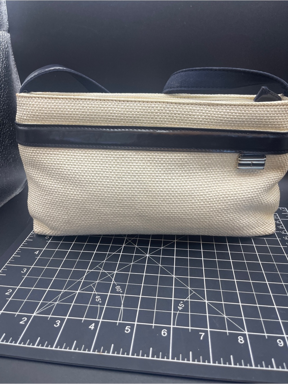 Vintage Tommy Hilfiger Cream Woven Straw Look Shoulder Bag Navy Blue Trim Purse